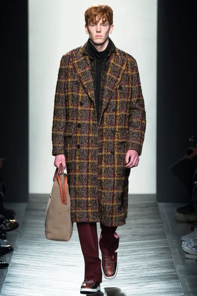 Look 26